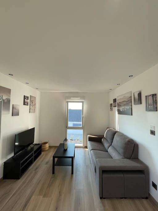 Appartement Climatise Charmes  Exterior photo